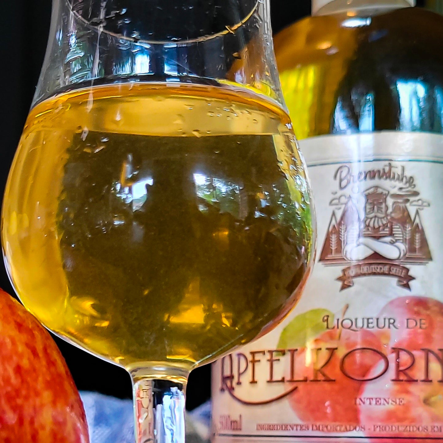Licor de Maçã Apfelkorn Brennstube – Tradição Alemã em Cada Gole