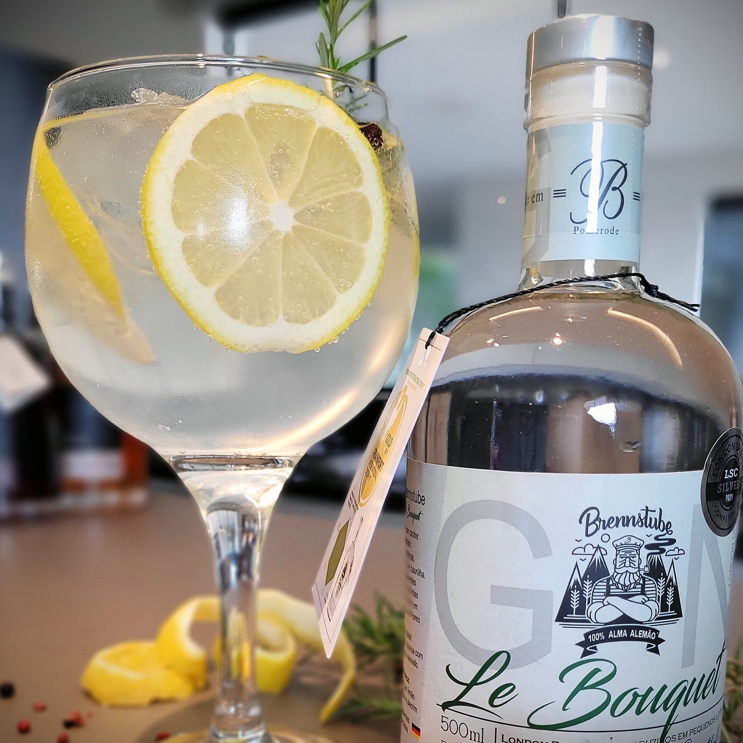 Le Bouquet - London Dry Gin Premiado Brennstube