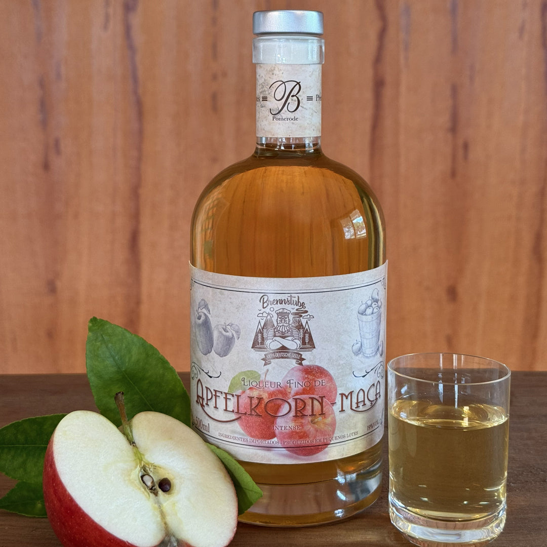 Apfelkorn Brennstube - Licor Artesanal de Maçãs estilo alemão, frutado e suave, ótimo para beber gelado ou em coquetéis leves.